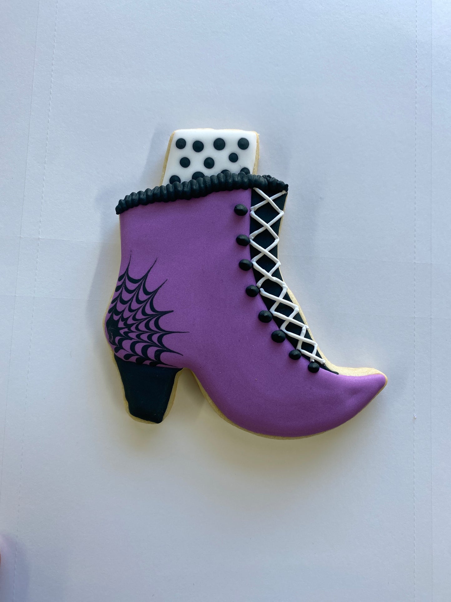 Witch Shoe / Victorian Boot Cookie Cutter, 3.75"