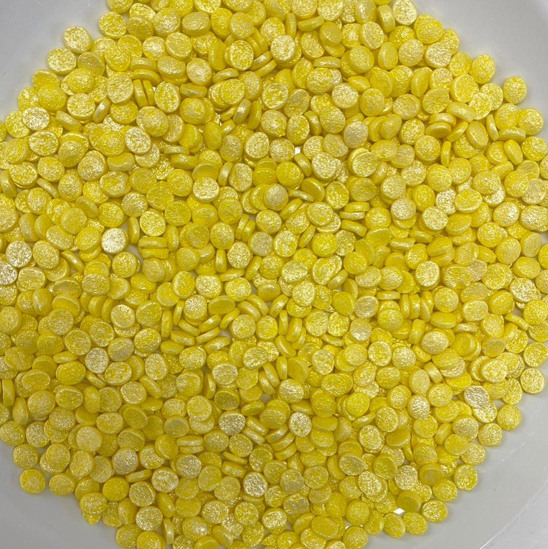 Confetti Pearl Yellow Sequins, 2 oz