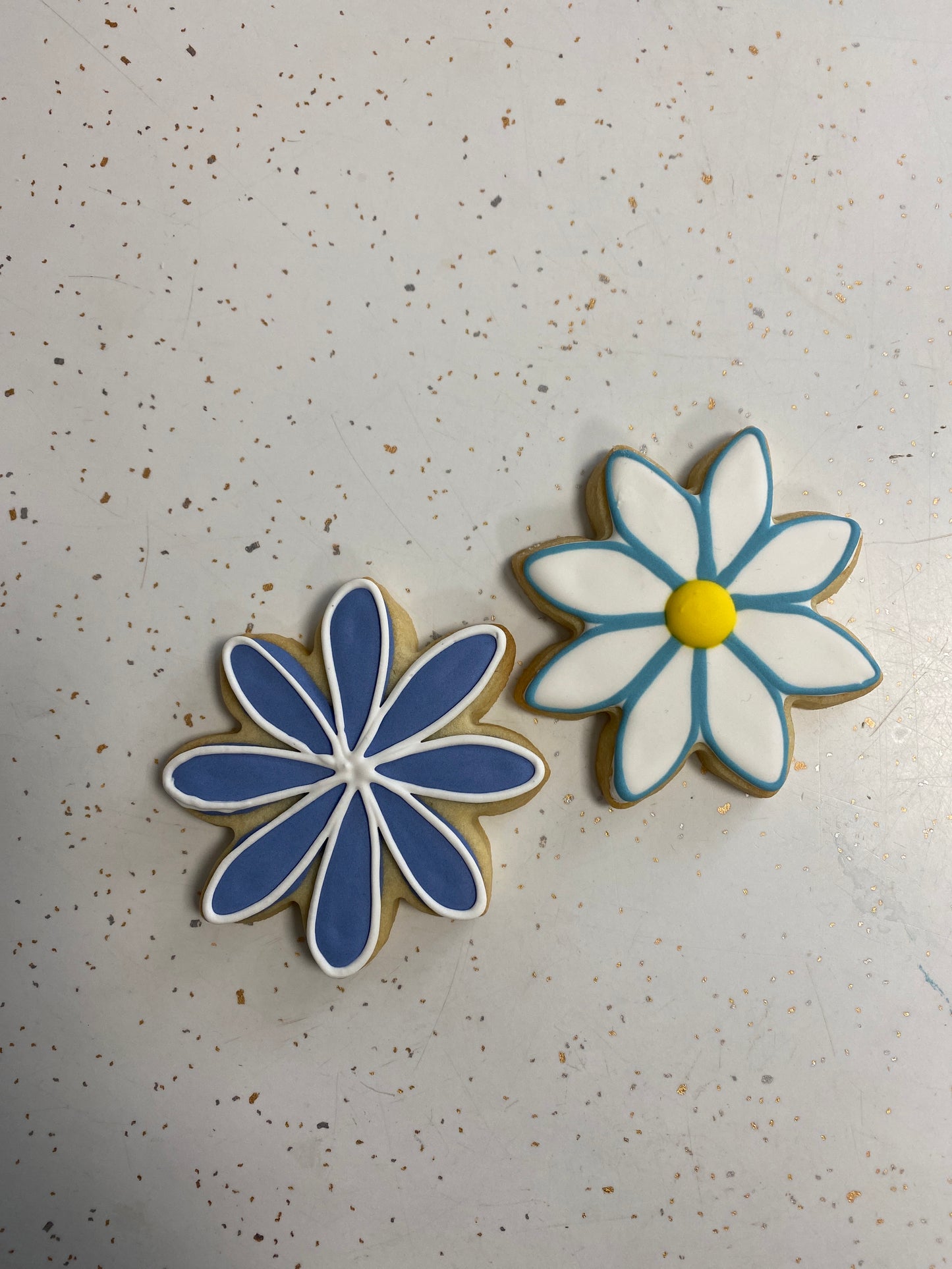 Daisy / Sunflower Cookie Cutter, 3.5"