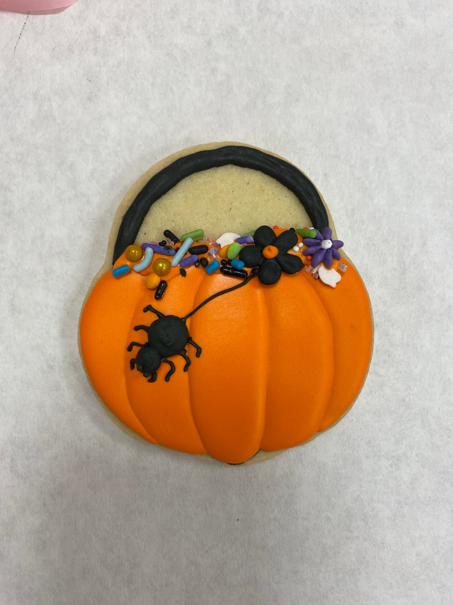 Pumpkin Bucket Cookie Cutter, 3"