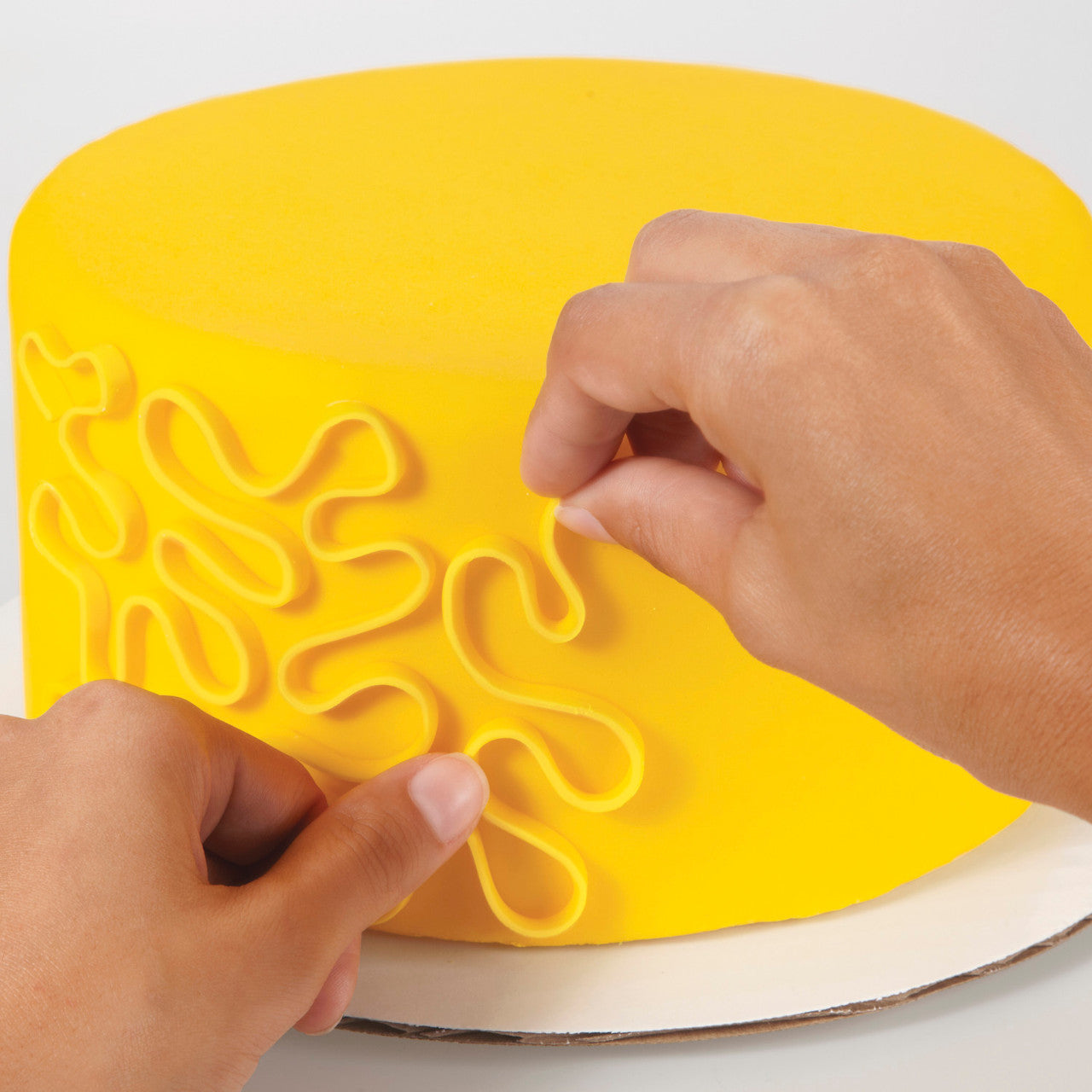 Edible Adhesive Clear (Dab-N-Hold)