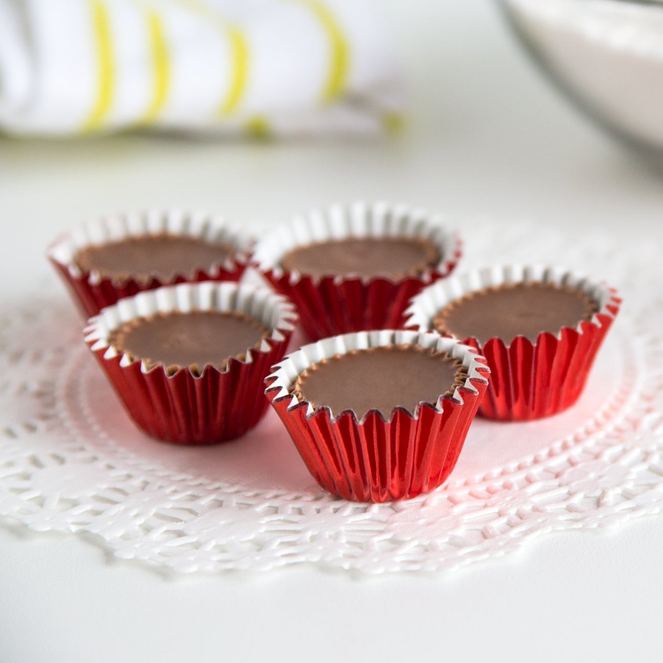 Petit-Four Cup, Red Foil, 48 Pack