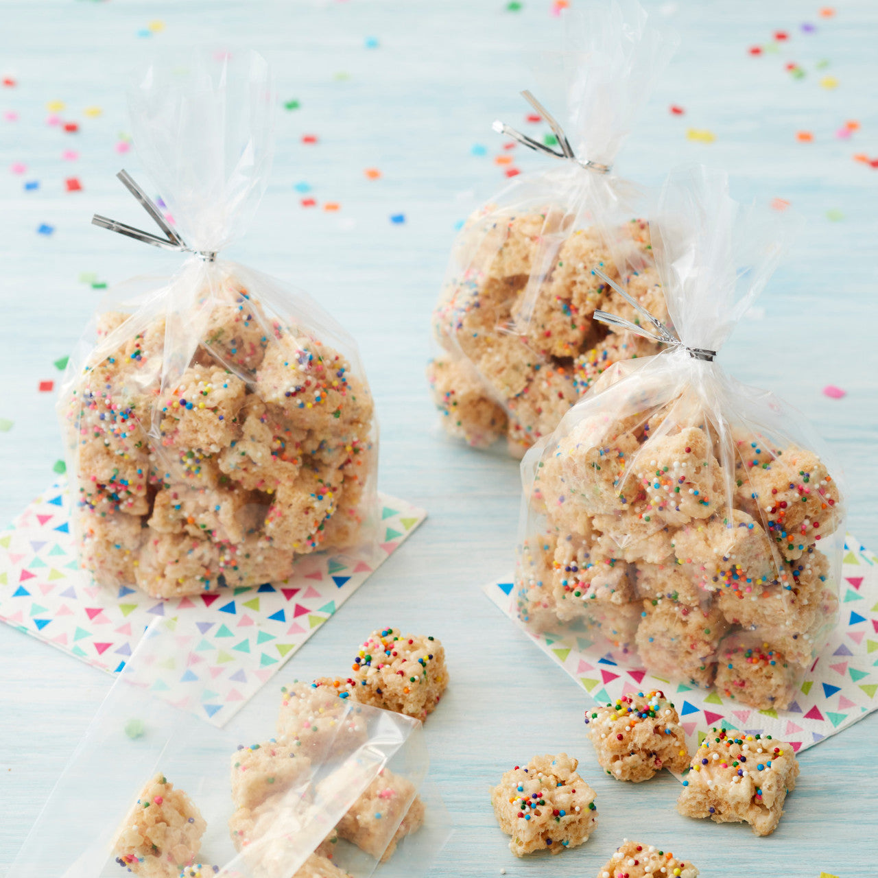 Clear Party Bags w/ Ties, 4 x 9.5", 50 Pack