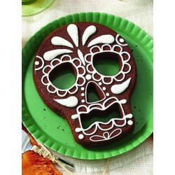 Skull Cake Pan with Cut-outs