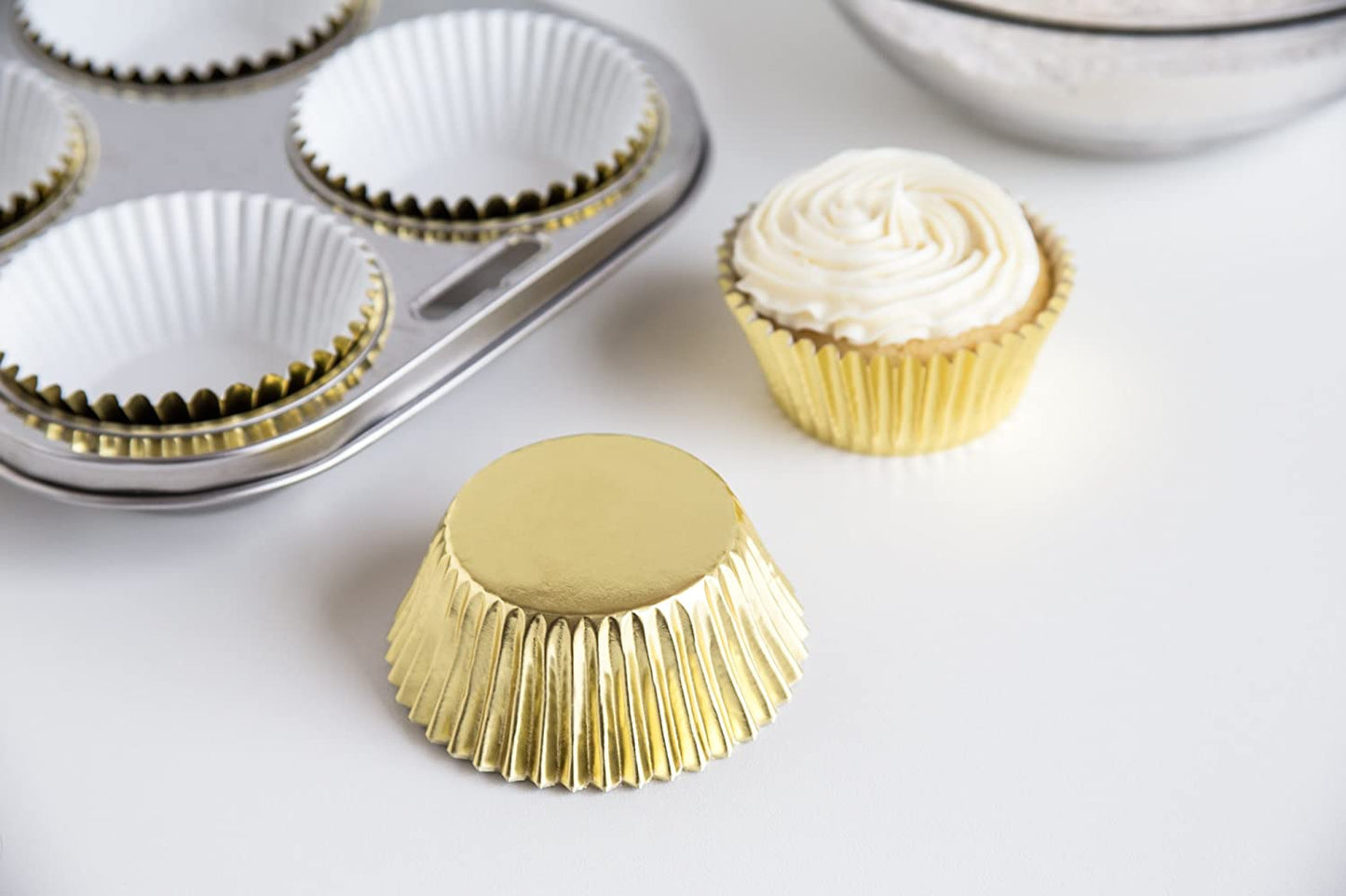 Gold Foil Bake Cups, 32 pack