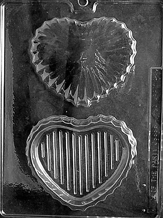 Medium Heart Pour Box