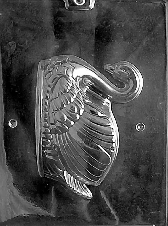 Medium 3D Swan Mold, 2 Piece