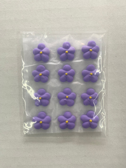 Royal Icing Drop Flower Lavender, 12 Pack