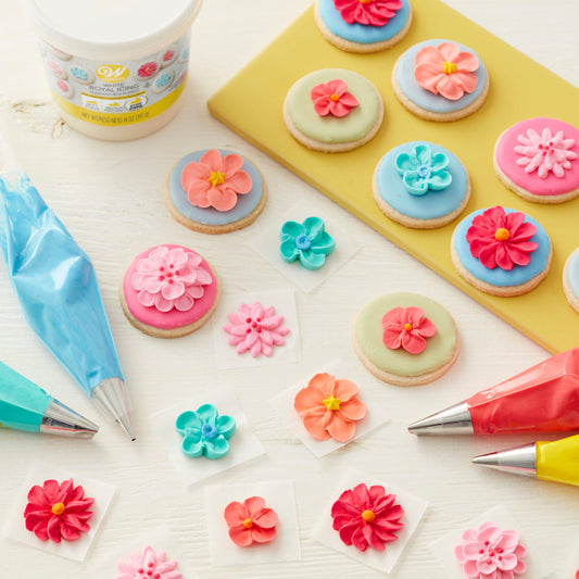 Wilton Royal Icing, Ready to Use, 14 oz