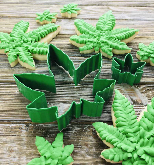 Marijuana / Hemp Leaf Cookie Cutter, 2 Pack