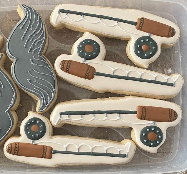 Rifle Cookie Cutter 6 in B1640 - Foose Cookie Cutters
