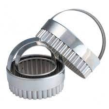 Round Crinkled Cutter Set with Handles, 3 Piece