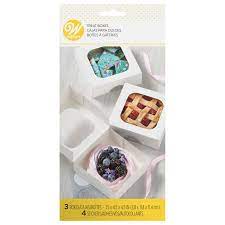 Wilton Treat Box 4.5" x 4.5" x 1.5", 3 Pack